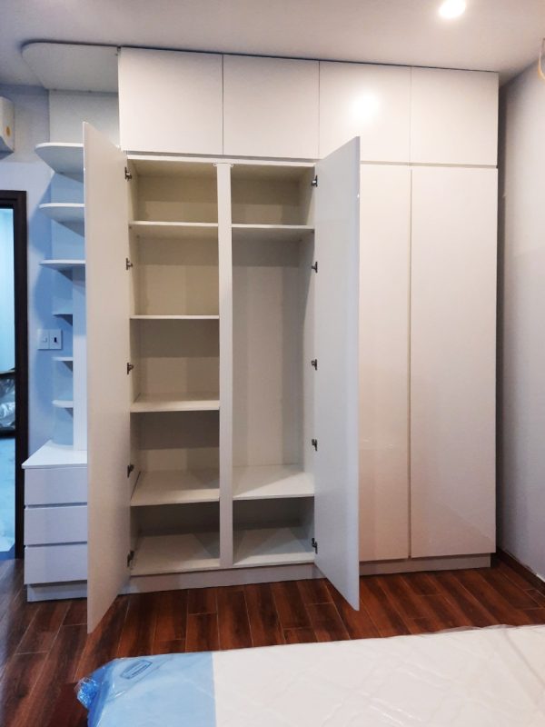 Thi công tủ áo quần nhà phố
